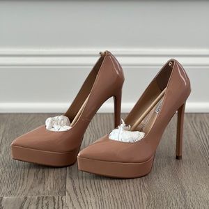 Steve Madden Nude/Blush pumps